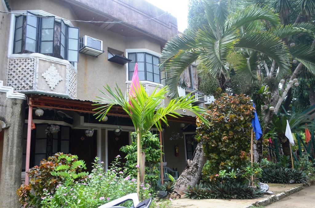 Airportside Inn Puerto Princesa Exteriör bild