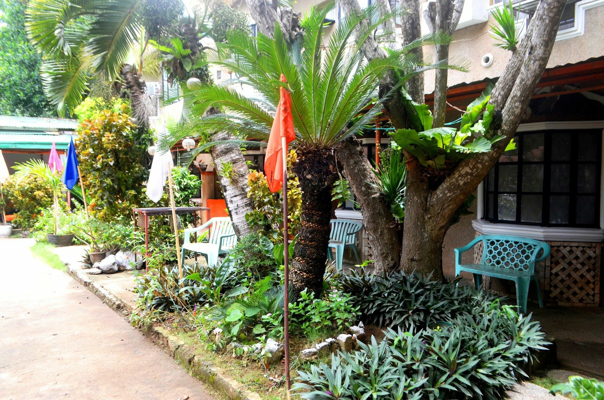 Airportside Inn Puerto Princesa Exteriör bild